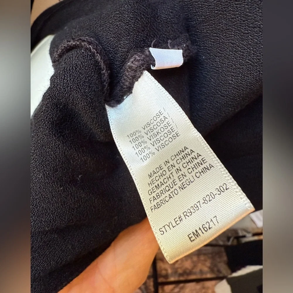 Cloth and Stone bell sleeve blouse - Picture 4 of 5